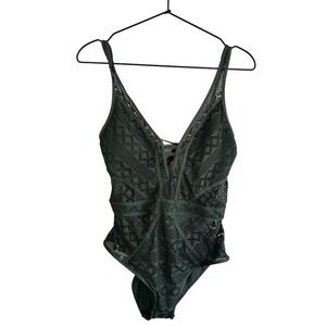 Becca by Rebecca Virtue Color Play Plunge One Piece Swimsuit‎ Large Green Basil